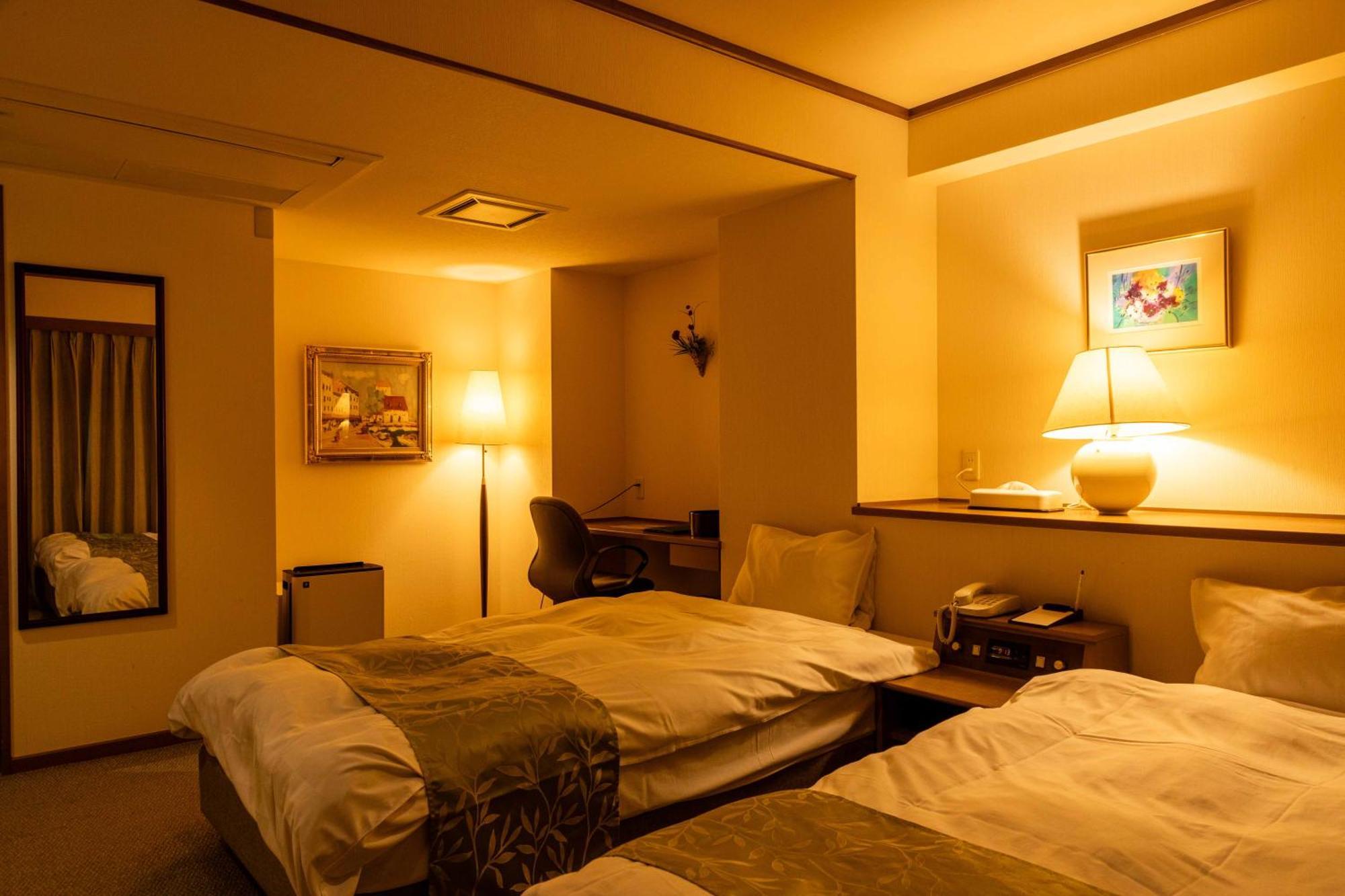 Suizansou Hotel Toyooka  Exterior photo