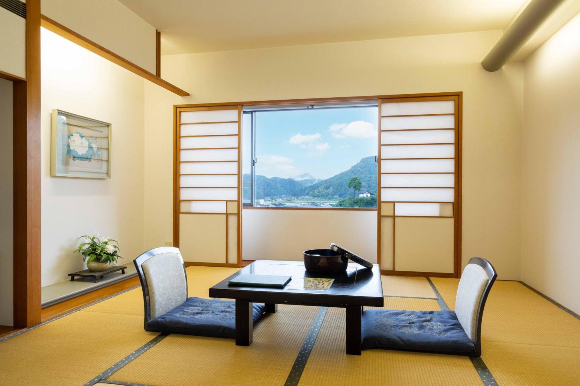 Suizansou Hotel Toyooka  Exterior photo